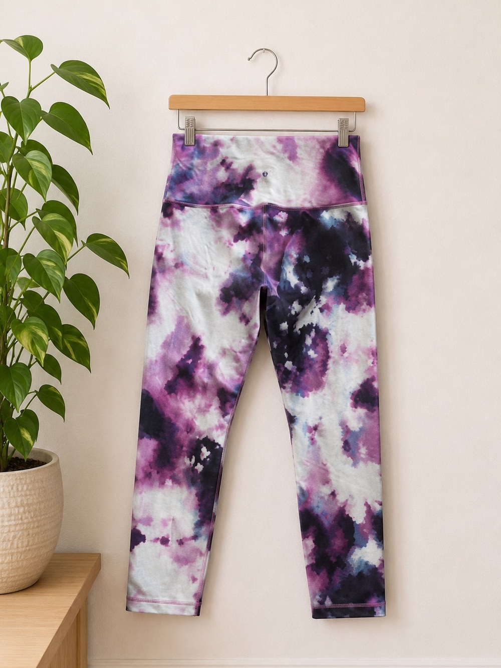 Lululemon‎ High Times Crop Wunder Under Leggings Sz 10 Blooming Pixie Tie Dye